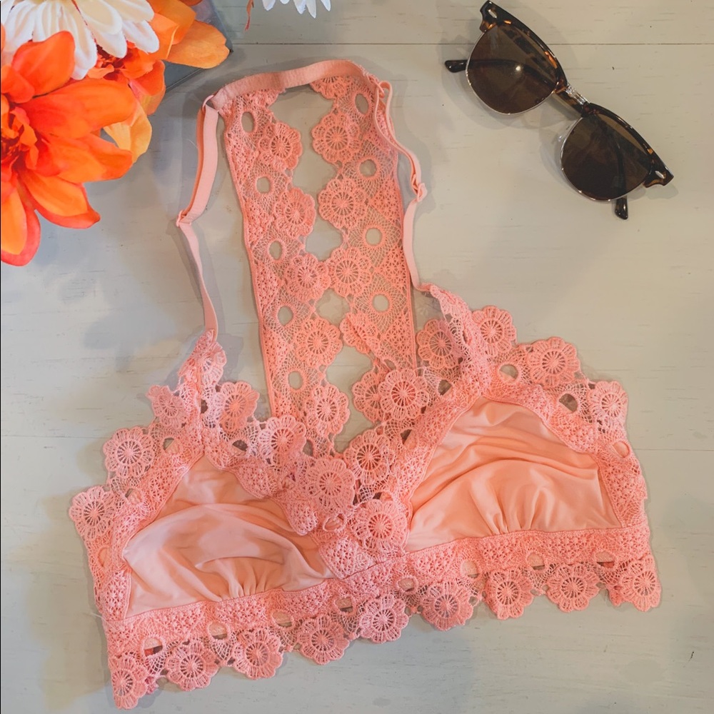 Bra without pads